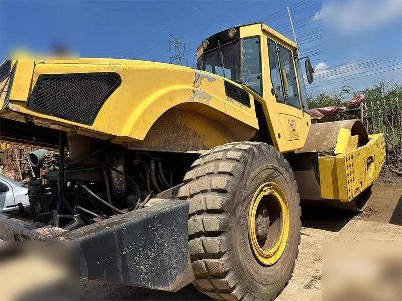 BOMAG BW226DH-4 - מדחס: תמונה 5 BOMAG BW226DH-4 - מדחס: תמונה 5
