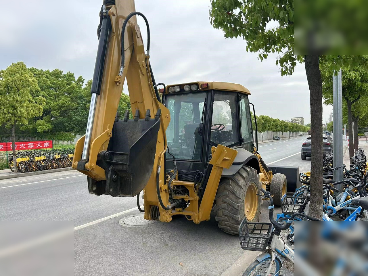CASE 580 - מחפרון: תמונה 4 CASE 580 - מחפרון: תמונה 4