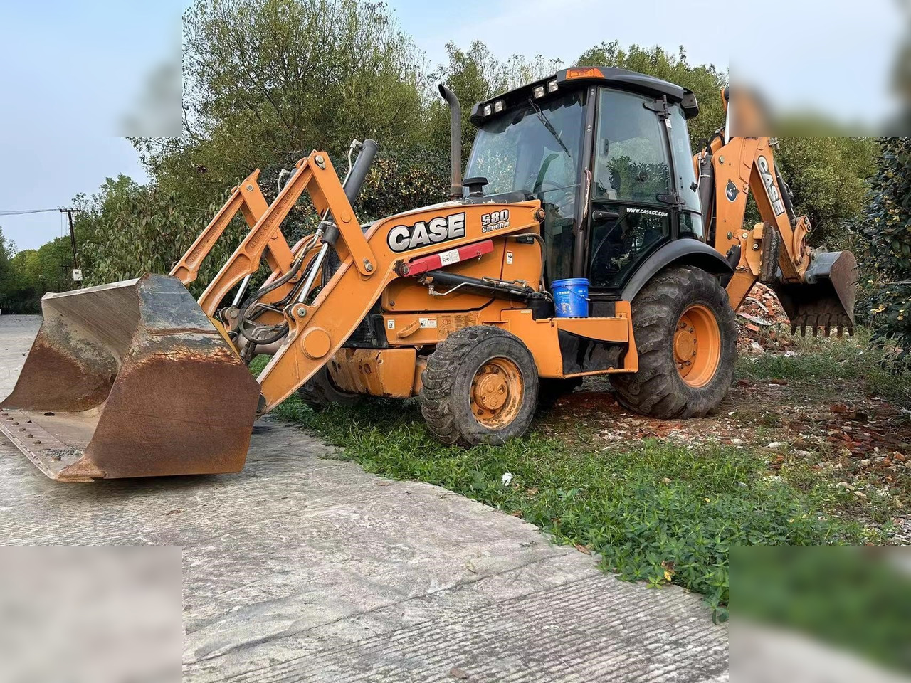 CASE 580 - מחפרון: תמונה 1 CASE 580 - מחפרון: תמונה 1