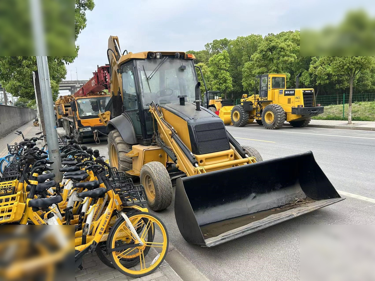 CASE 580 - מחפרון: תמונה 2 CASE 580 - מחפרון: תמונה 2