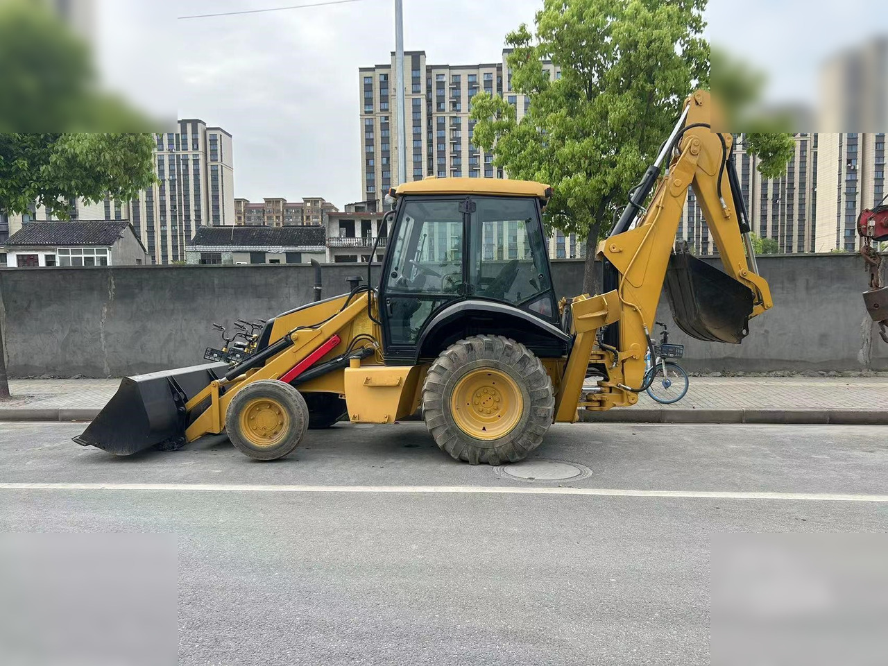 CASE 580 - מחפרון: תמונה 5 CASE 580 - מחפרון: תמונה 5