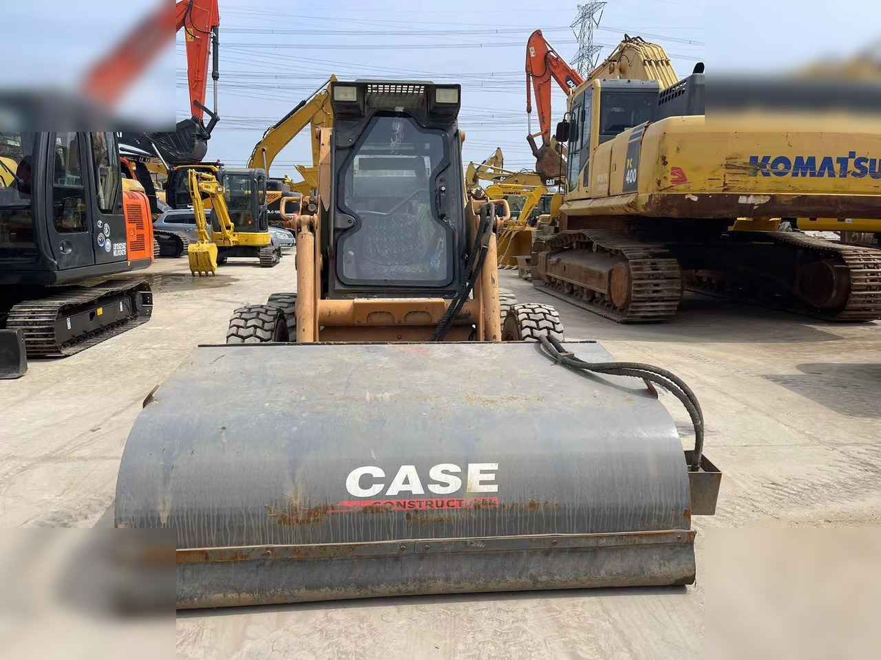 CASE 85XT - מעמיס היגוי החלקה: תמונה 4 CASE 85XT - מעמיס היגוי החלקה: תמונה 4