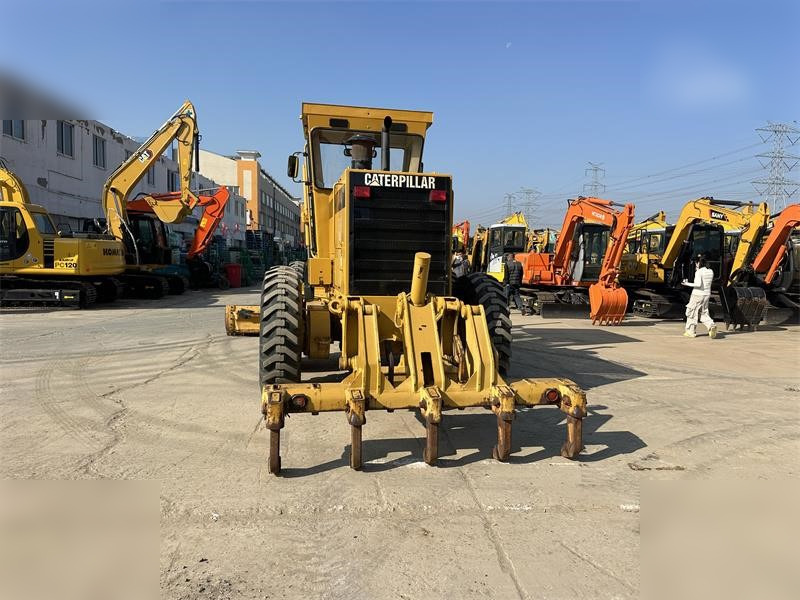 CATERPILLAR 140H - מפלסת: תמונה 3 CATERPILLAR 140H - מפלסת: תמונה 3