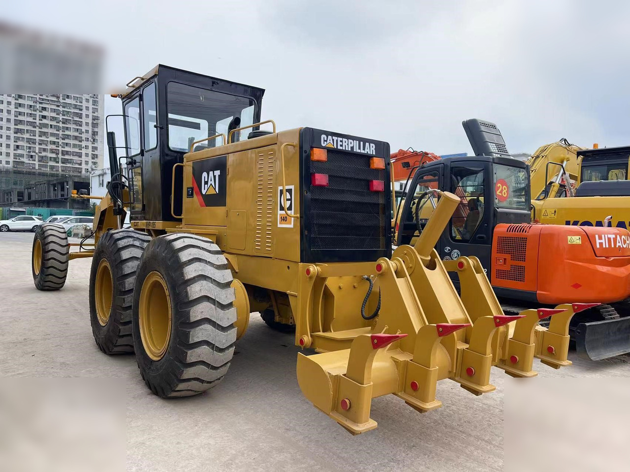 CATERPILLAR 140H - מפלסת: תמונה 3 CATERPILLAR 140H - מפלסת: תמונה 3