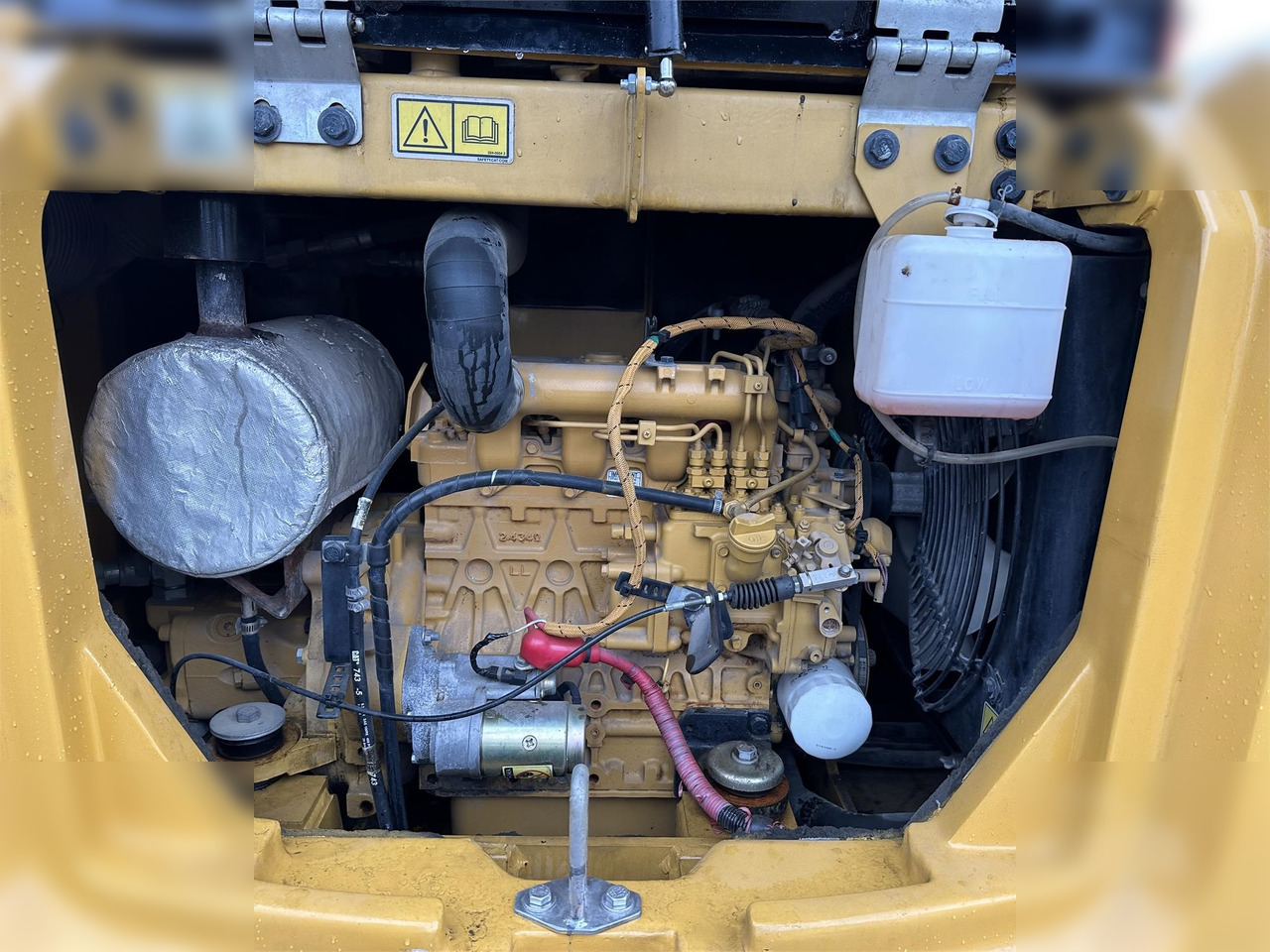 CATERPILLAR 305.5E2 CR - מיני מחפר: תמונה 5 CATERPILLAR 305.5E2 CR - מיני מחפר: תמונה 5