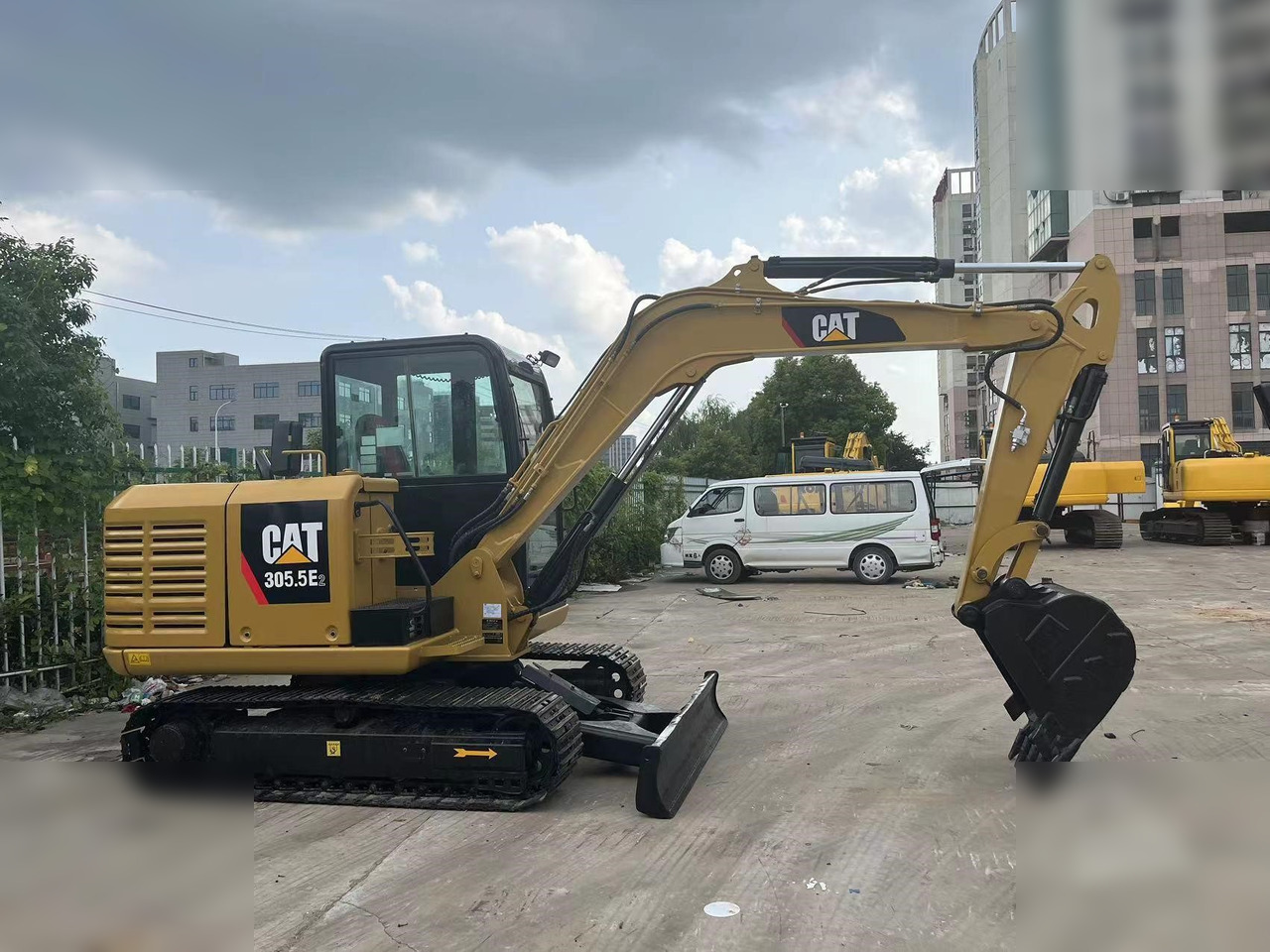 מיני מחפר CATERPILLAR 305.5E2: תמונה 6