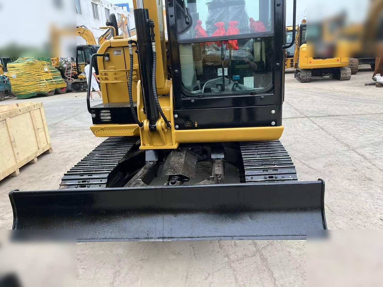 CATERPILLAR 305.5E2 - מיני מחפר: תמונה 3 CATERPILLAR 305.5E2 - מיני מחפר: תמונה 3