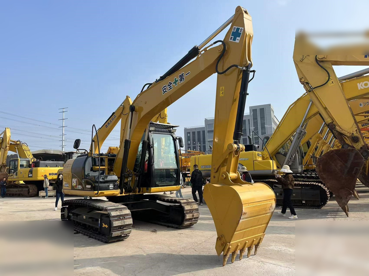 CATERPILLAR 312D2 GC - מחפר סורק: תמונה 4 CATERPILLAR 312D2 GC - מחפר סורק: תמונה 4