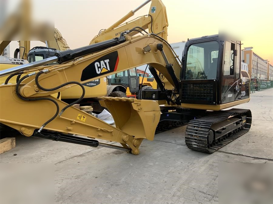 CATERPILLAR 312D - מחפר סורק: תמונה 2 CATERPILLAR 312D - מחפר סורק: תמונה 2