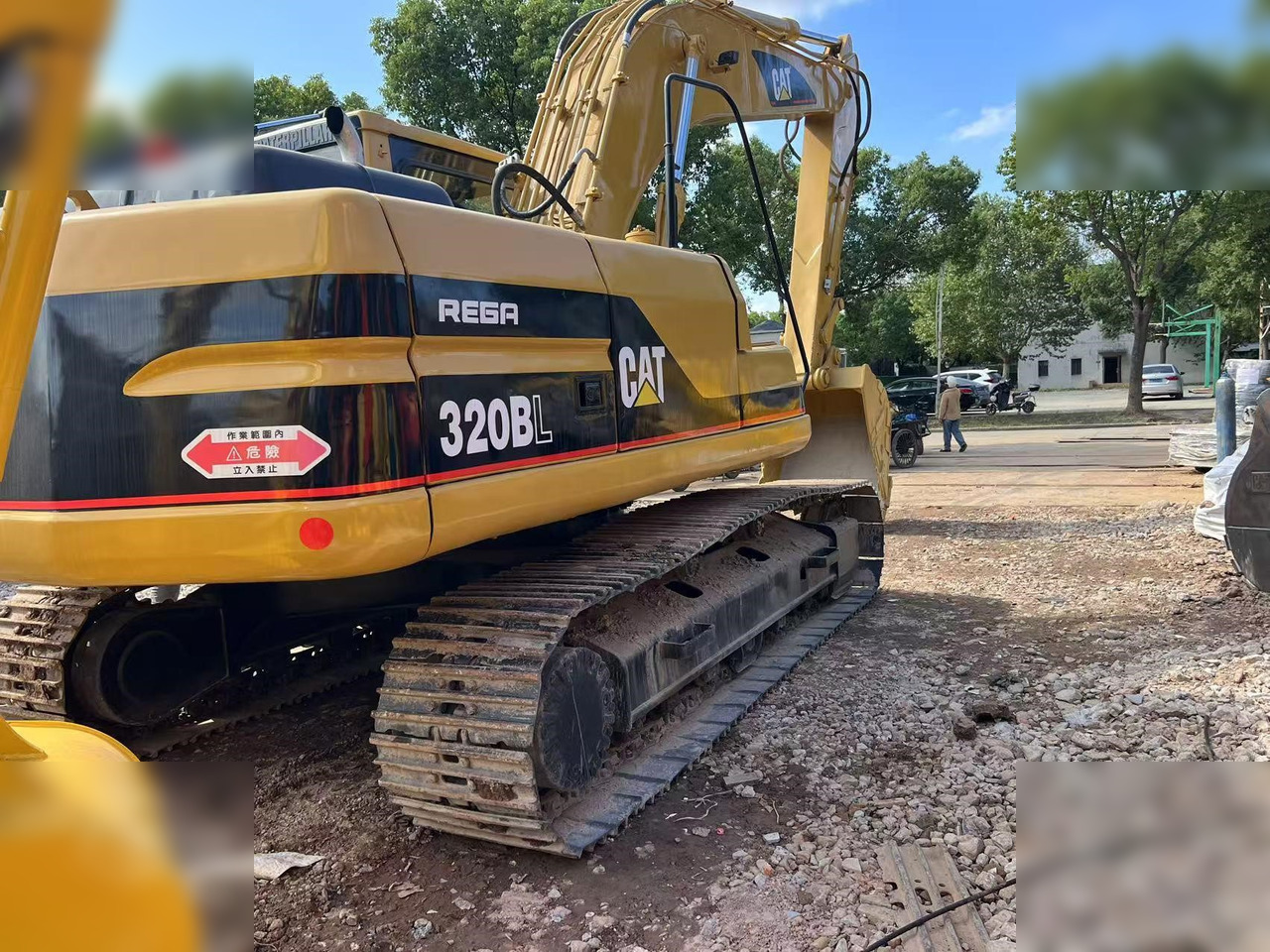 CATERPILLAR 320BL - מחפר סורק: תמונה 3 CATERPILLAR 320BL - מחפר סורק: תמונה 3