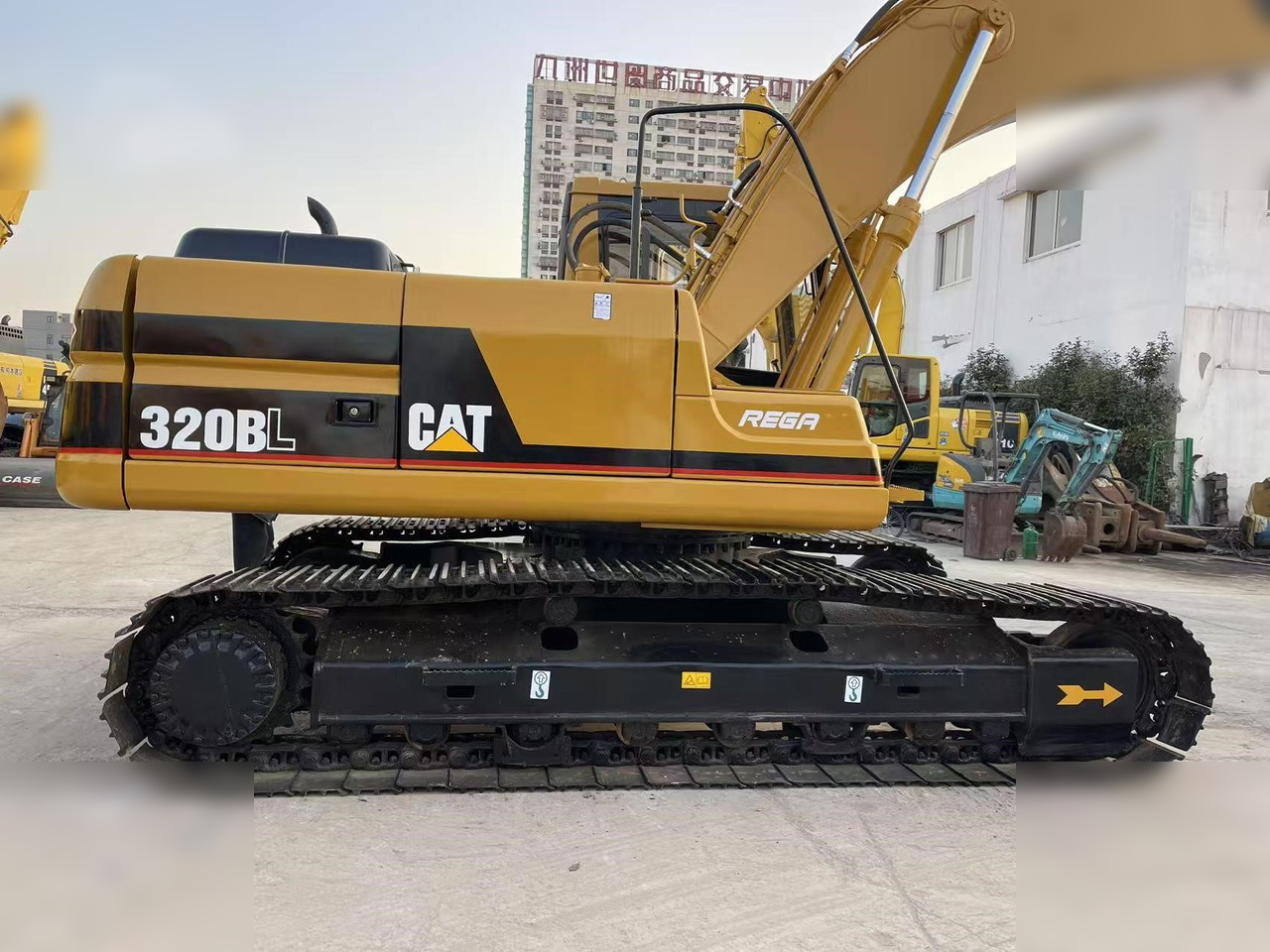 CATERPILLAR 320BL - מחפר סורק: תמונה 5 CATERPILLAR 320BL - מחפר סורק: תמונה 5