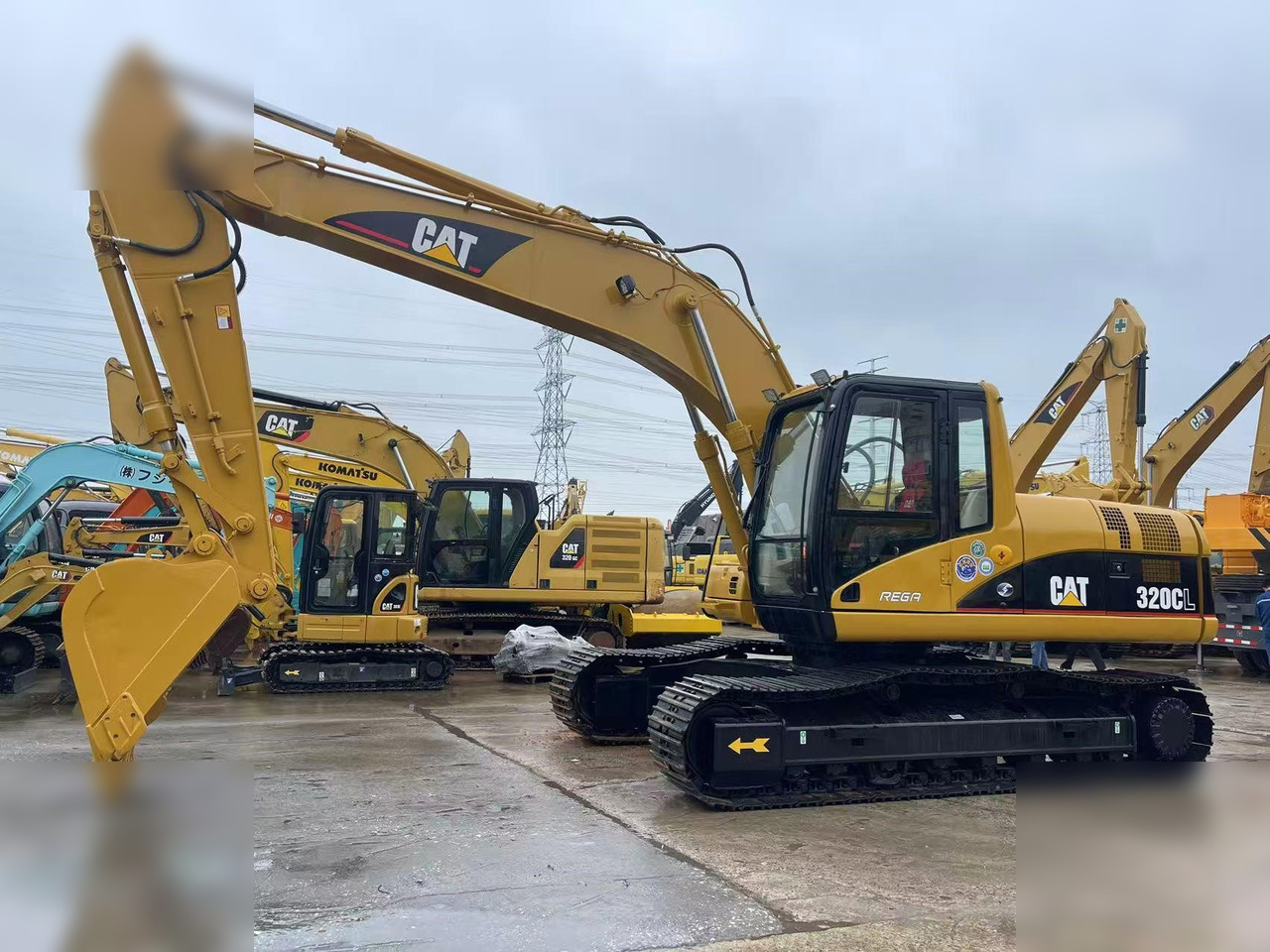 CATERPILLAR 320CL - מחפר סורק: תמונה 1 CATERPILLAR 320CL - מחפר סורק: תמונה 1