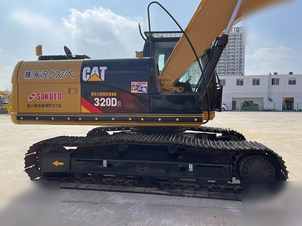 CATERPILLAR 320D2 - מחפר סורק: תמונה 3 CATERPILLAR 320D2 - מחפר סורק: תמונה 3
