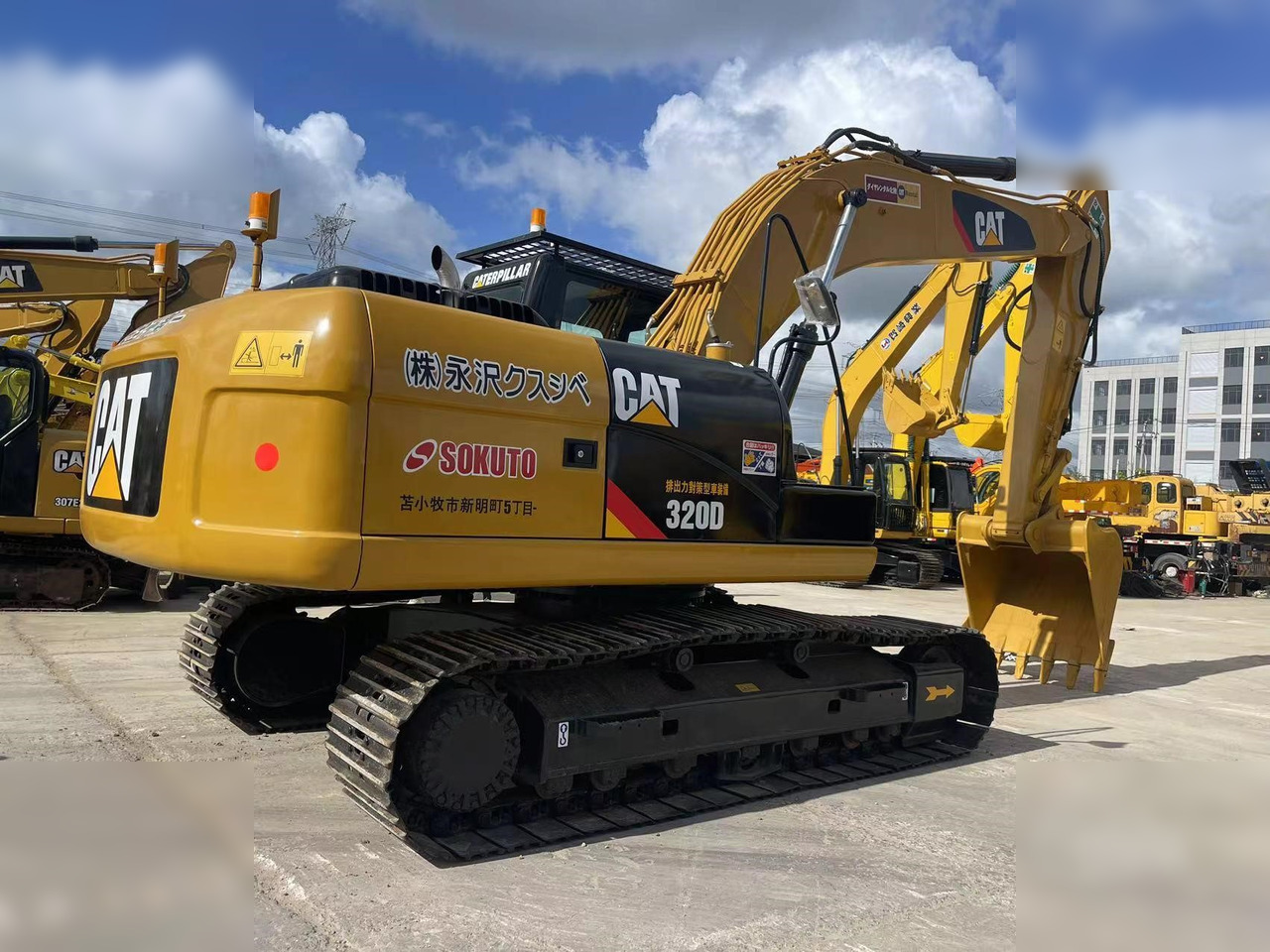CATERPILLAR 320D - מחפר סורק: תמונה 2 CATERPILLAR 320D - מחפר סורק: תמונה 2