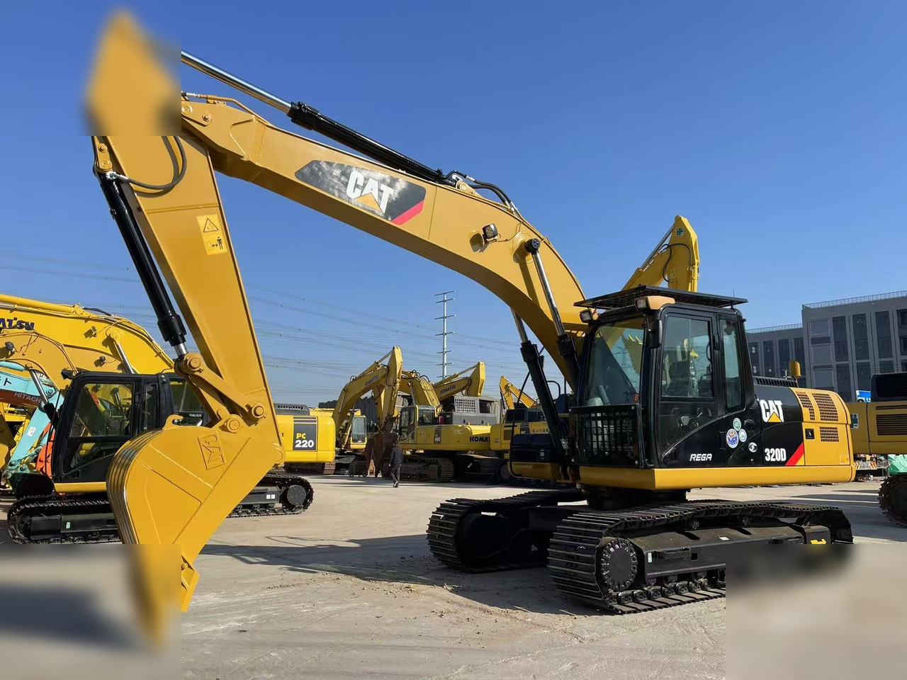 CATERPILLAR 320D - מחפר סורק: תמונה 2 CATERPILLAR 320D - מחפר סורק: תמונה 2