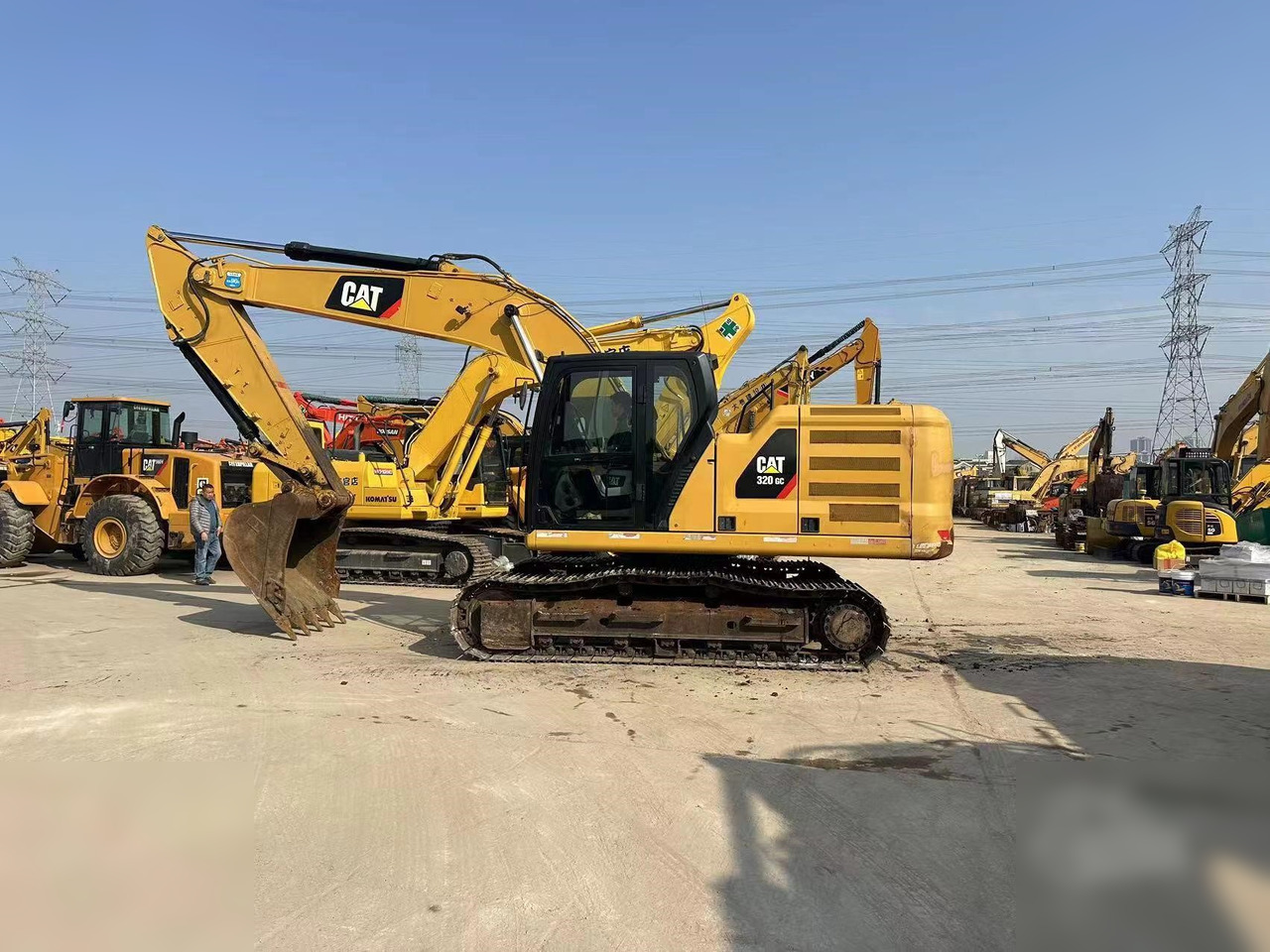 CATERPILLAR 320GC - מחפר סורק: תמונה 2 CATERPILLAR 320GC - מחפר סורק: תמונה 2