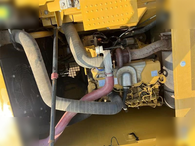 מחפר סורק CATERPILLAR 320GC: תמונה 8
