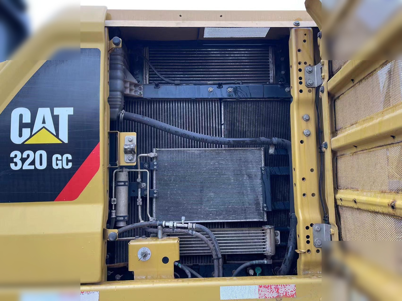CATERPILLAR 320GC - מחפר סורק: תמונה 5 CATERPILLAR 320GC - מחפר סורק: תמונה 5