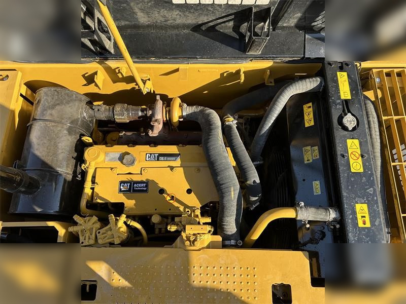 מחפר סורק CATERPILLAR 323D: תמונה 7
