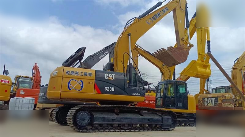CATERPILLAR 323D - מחפר סורק: תמונה 3 CATERPILLAR 323D - מחפר סורק: תמונה 3