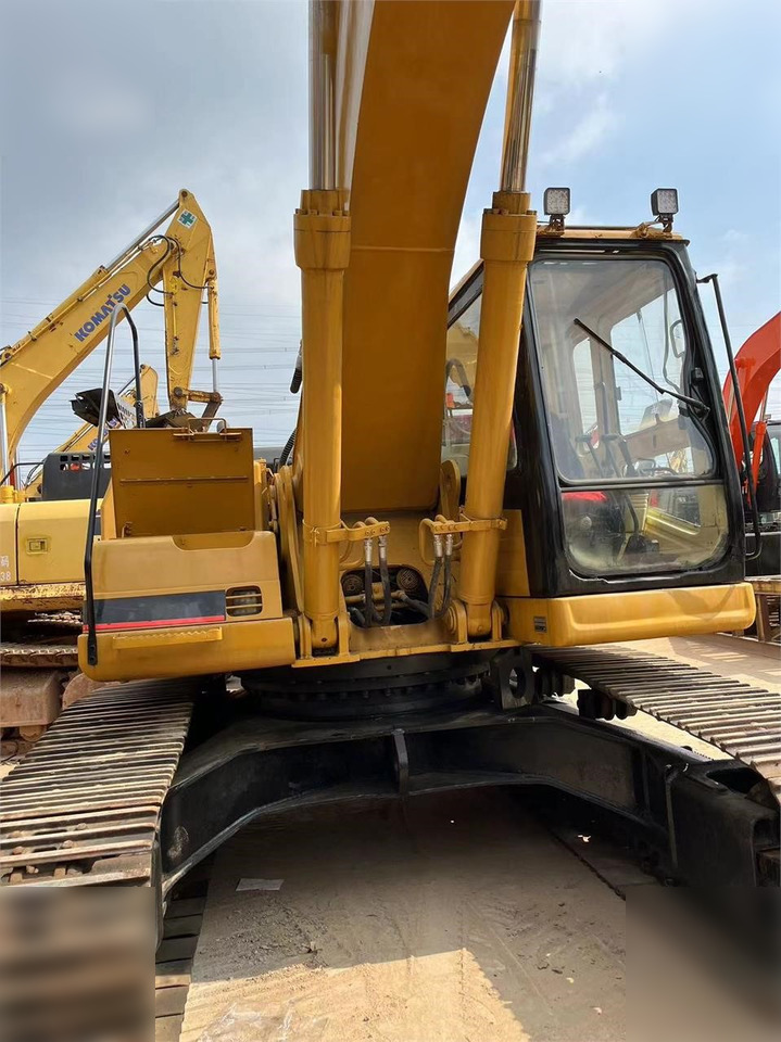 CATERPILLAR 325BL - מחפר סורק: תמונה 2 CATERPILLAR 325BL - מחפר סורק: תמונה 2