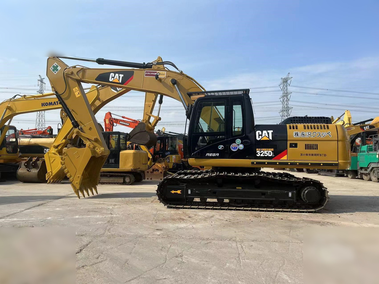 CATERPILLAR 325DL - מחפר סורק: תמונה 1 CATERPILLAR 325DL - מחפר סורק: תמונה 1