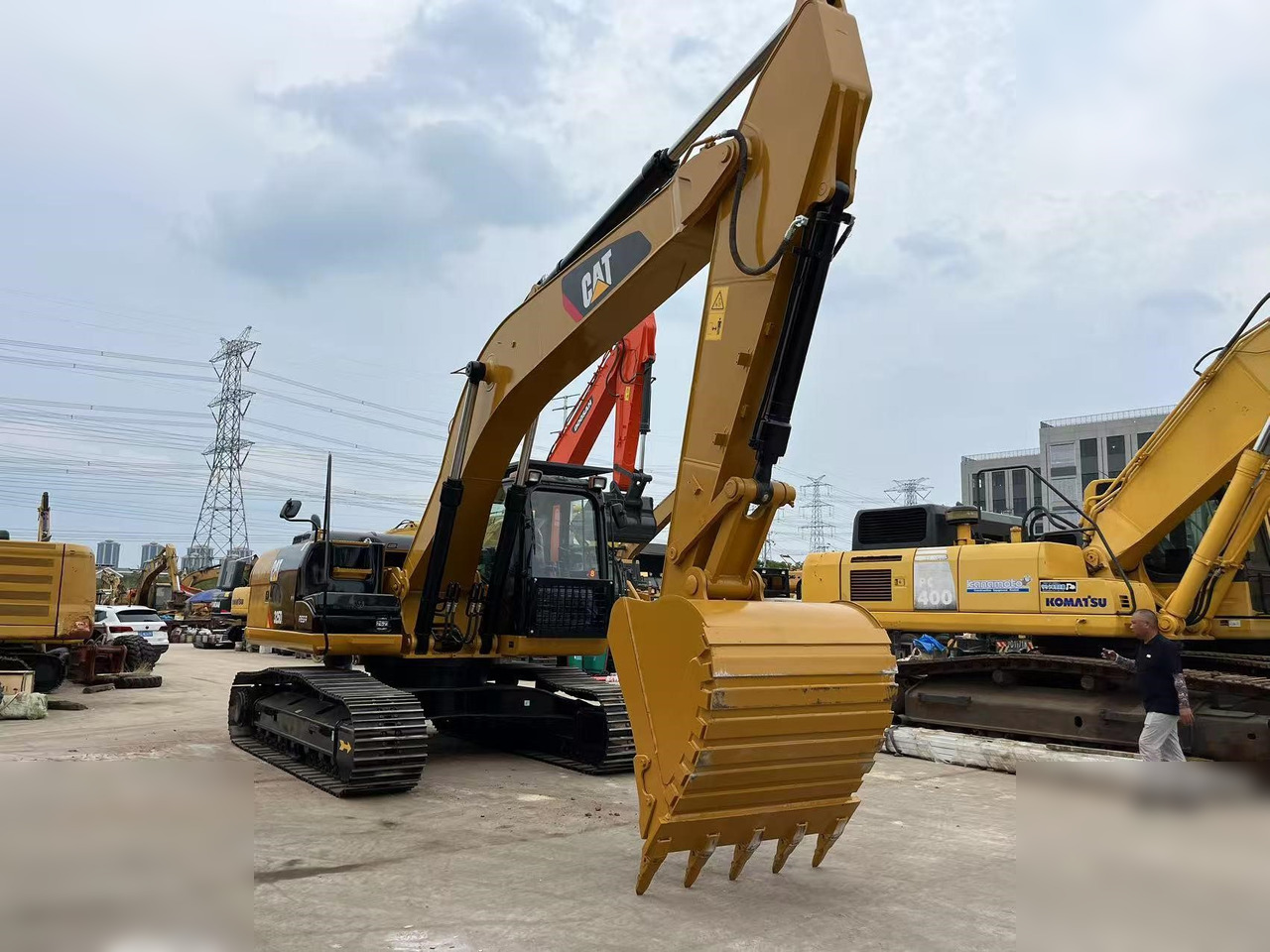 CATERPILLAR 325D - מחפר סורק: תמונה 2 CATERPILLAR 325D - מחפר סורק: תמונה 2