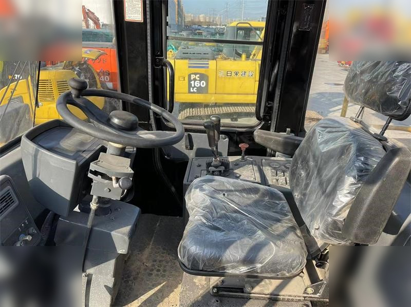 CATERPILLAR 966G - מעמיס גלגלים: תמונה 5 CATERPILLAR 966G - מעמיס גלגלים: תמונה 5