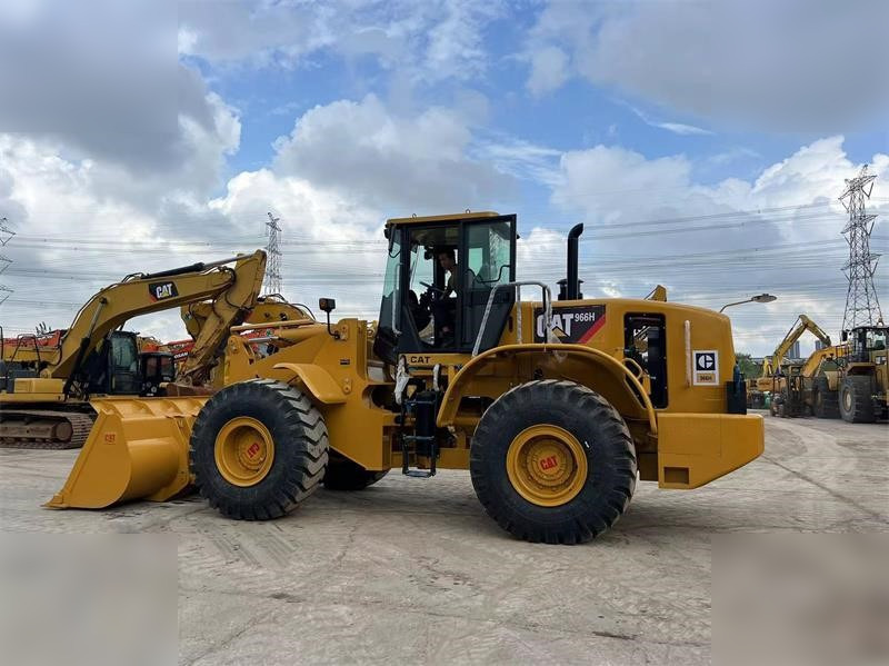 CATERPILLAR 966H - מעמיס גלגלים: תמונה 1 CATERPILLAR 966H - מעמיס גלגלים: תמונה 1