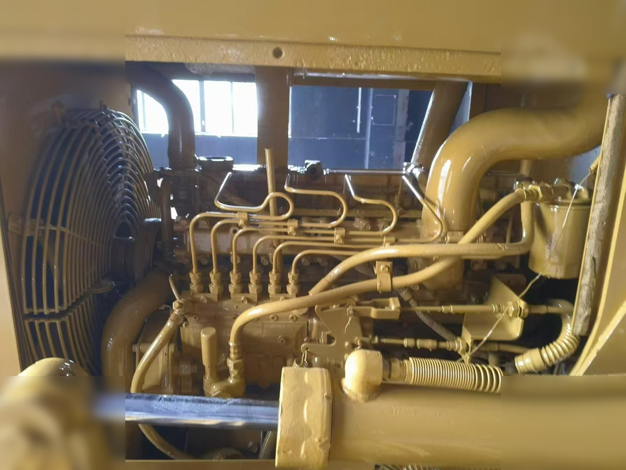 דחפור CATERPILLAR D4C: תמונה 6
