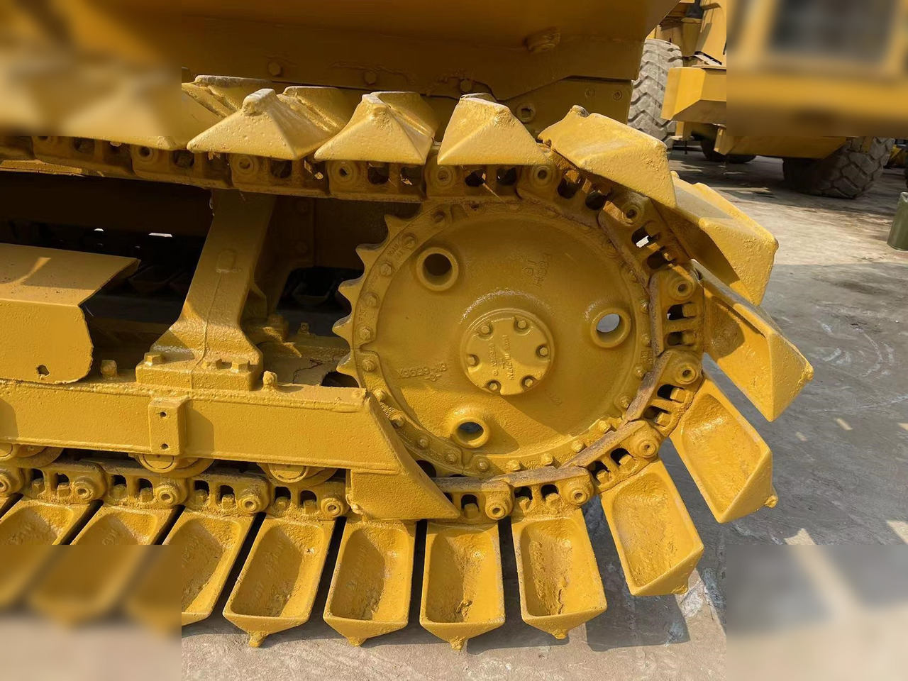 דחפור CATERPILLAR D4C: תמונה 6