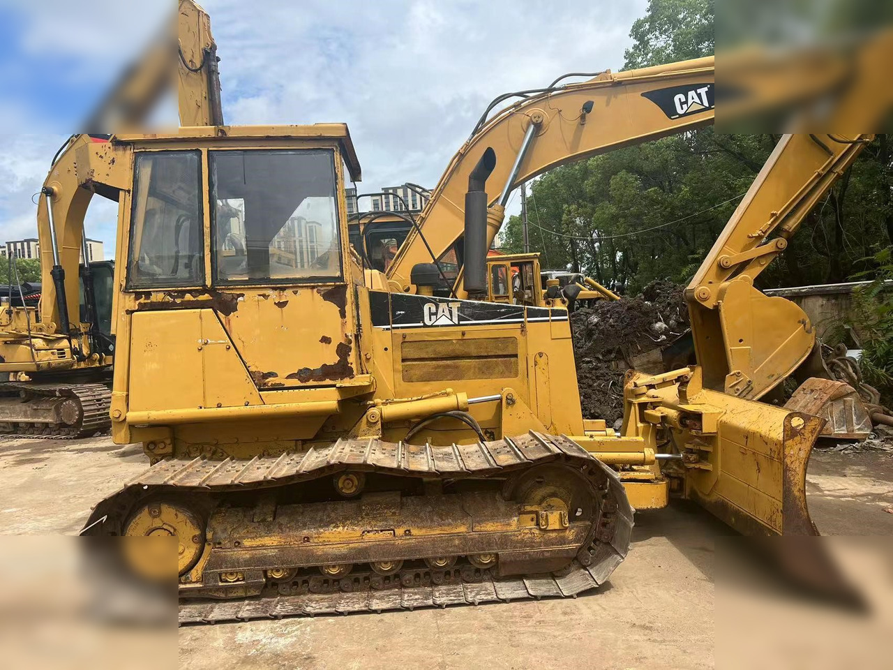 CATERPILLAR D5C - דחפור: תמונה 1 CATERPILLAR D5C - דחפור: תמונה 1