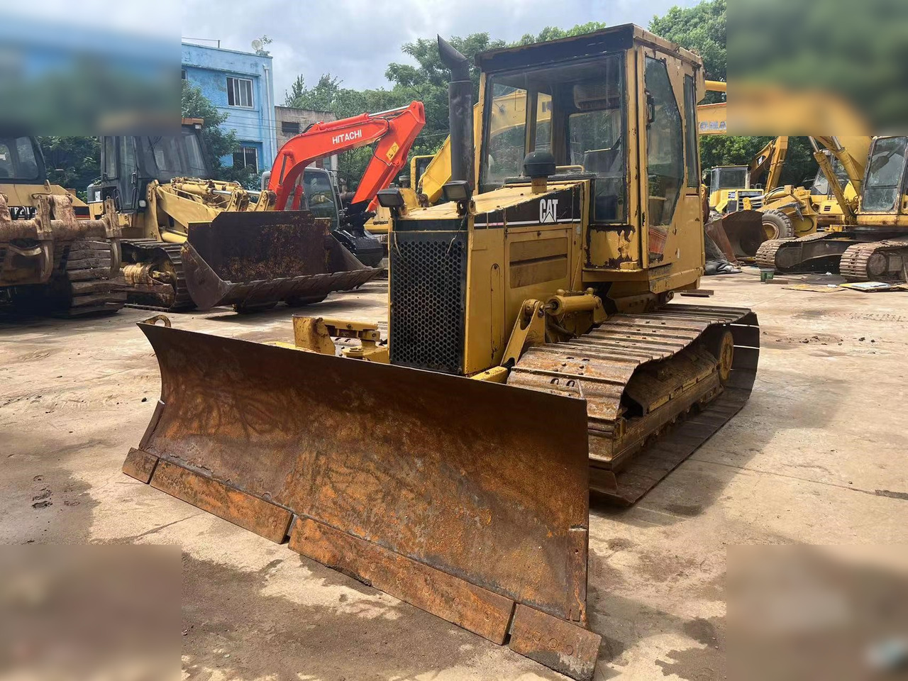 CATERPILLAR D5C - דחפור: תמונה 4 CATERPILLAR D5C - דחפור: תמונה 4