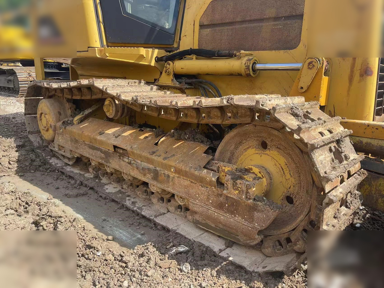 CATERPILLAR D5G XL - דחפור: תמונה 4 CATERPILLAR D5G XL - דחפור: תמונה 4