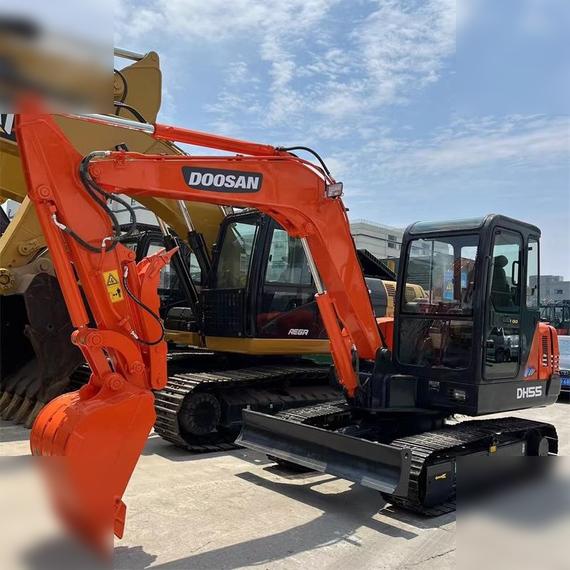 DOOSAN DH55-V - מיני מחפר: תמונה 2 DOOSAN DH55-V - מיני מחפר: תמונה 2