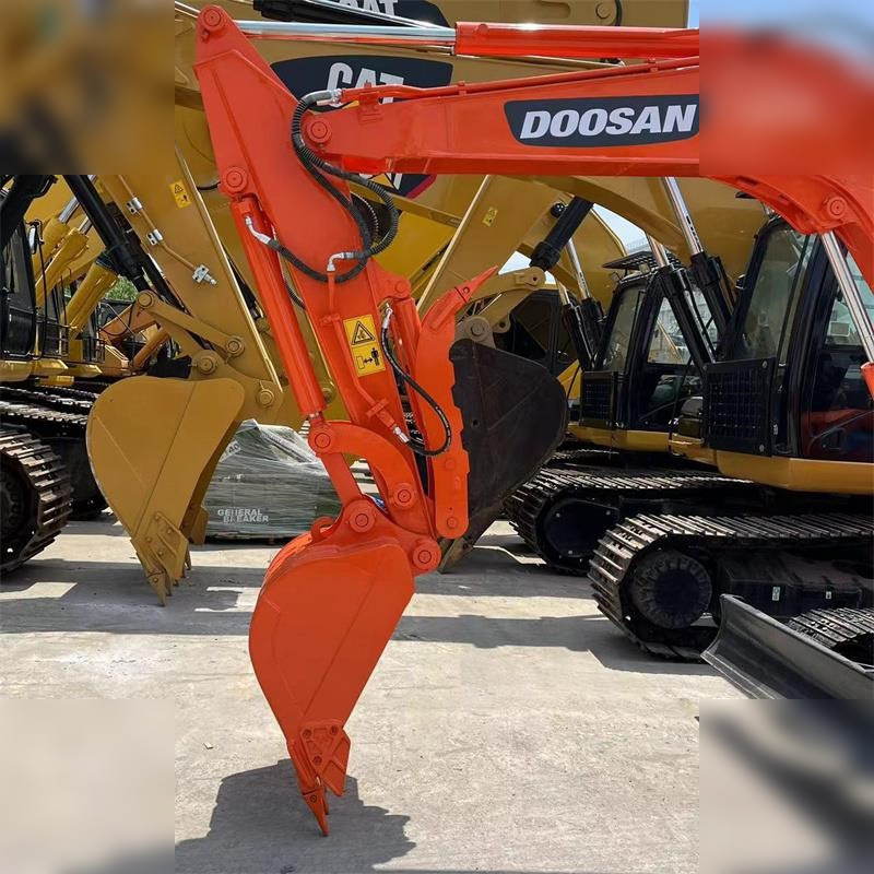 מיני מחפר DOOSAN DH55-V: תמונה 7