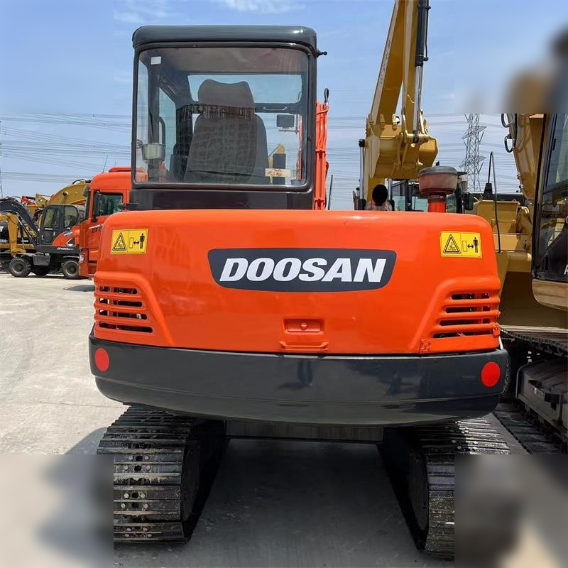 DOOSAN DH55-V - מיני מחפר: תמונה 5 DOOSAN DH55-V - מיני מחפר: תמונה 5