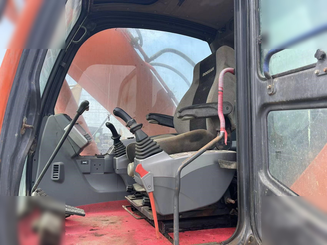 DOOSAN DX225 LCA - מחפר סורק: תמונה 4 DOOSAN DX225 LCA - מחפר סורק: תמונה 4
