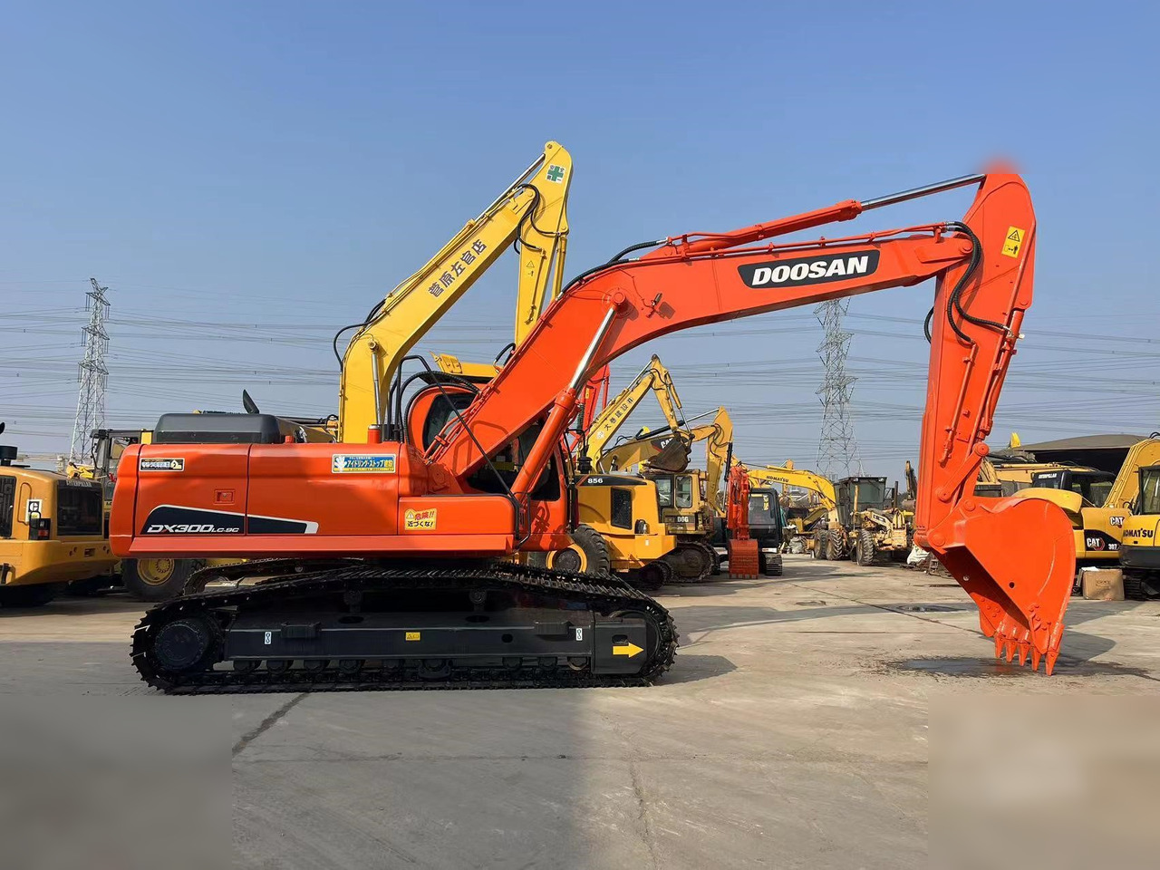 DOOSAN DX300 LC-9C - מחפר סורק: תמונה 1 DOOSAN DX300 LC-9C - מחפר סורק: תמונה 1