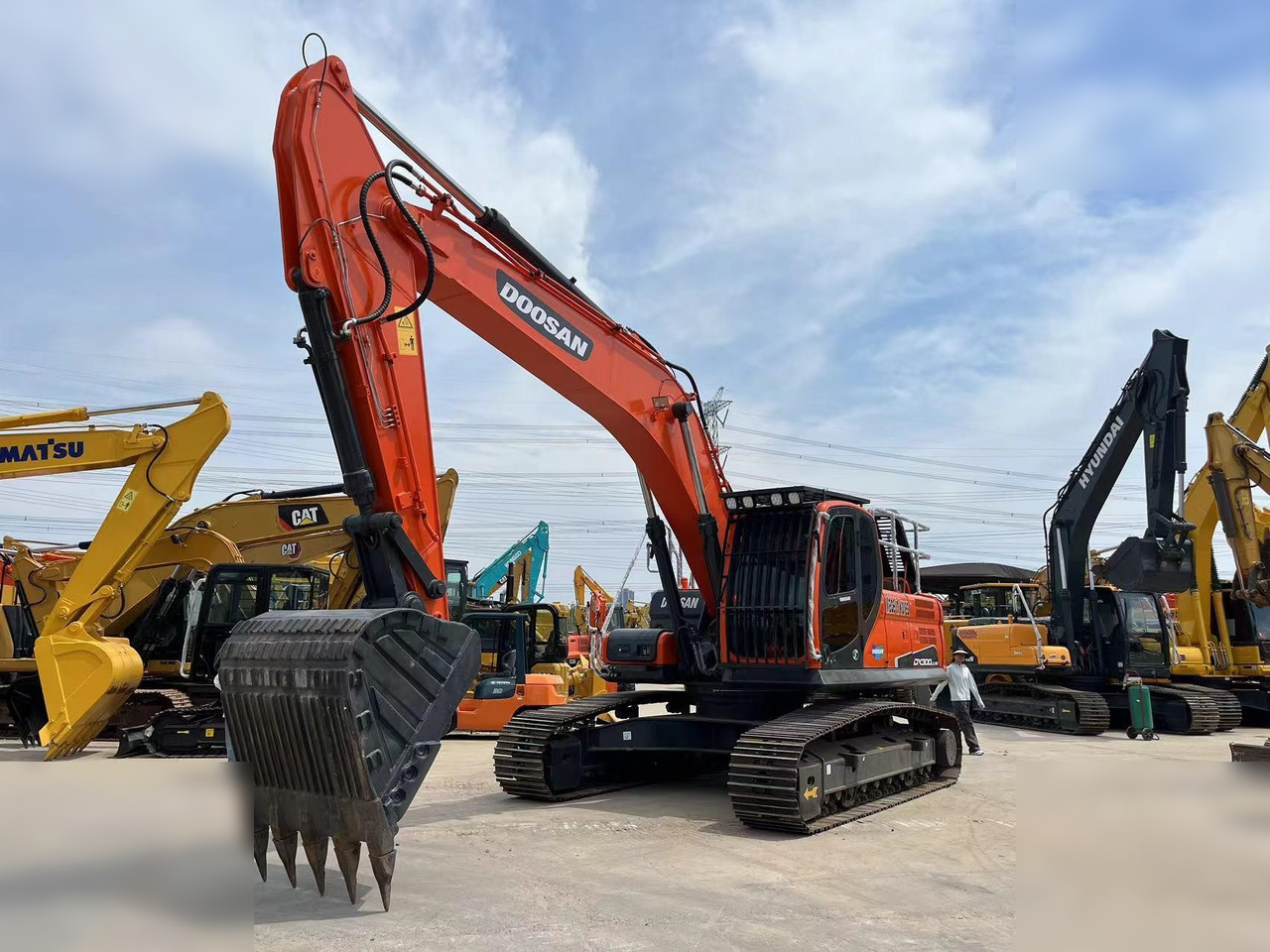 DOOSAN DX300 LC-9C - מחפר סורק: תמונה 3 DOOSAN DX300 LC-9C - מחפר סורק: תמונה 3