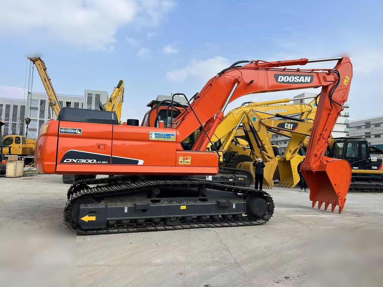 DOOSAN DX300 LC-9C - מחפר סורק: תמונה 2 DOOSAN DX300 LC-9C - מחפר סורק: תמונה 2