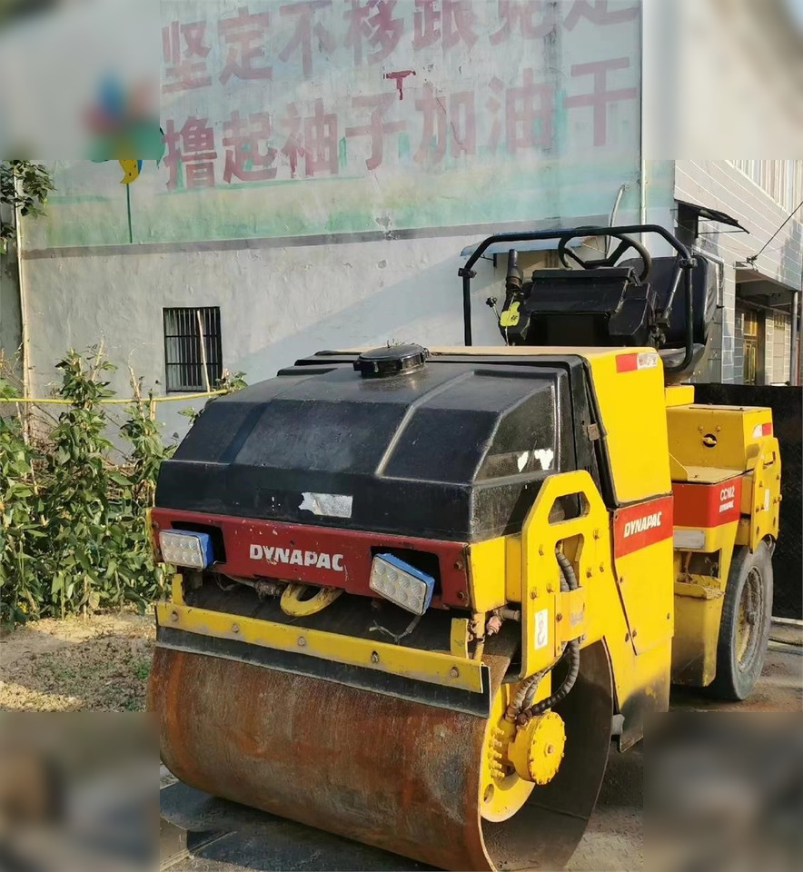 DYNAPAC CC102 II - רולר: תמונה 3 DYNAPAC CC102 II - רולר: תמונה 3