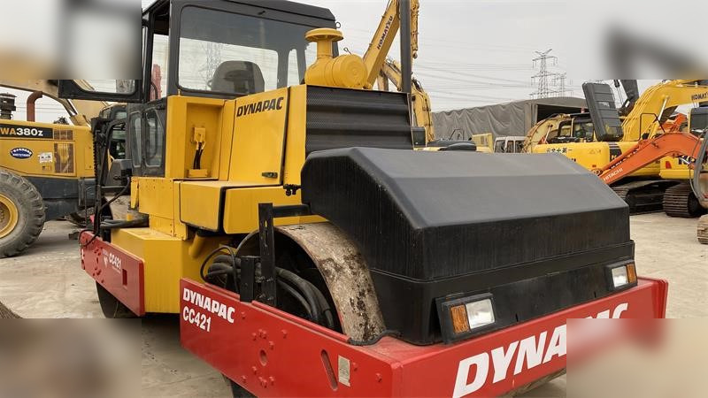 DYNAPAC CC421 - רולר כביש: תמונה 2 DYNAPAC CC421 - רולר כביש: תמונה 2
