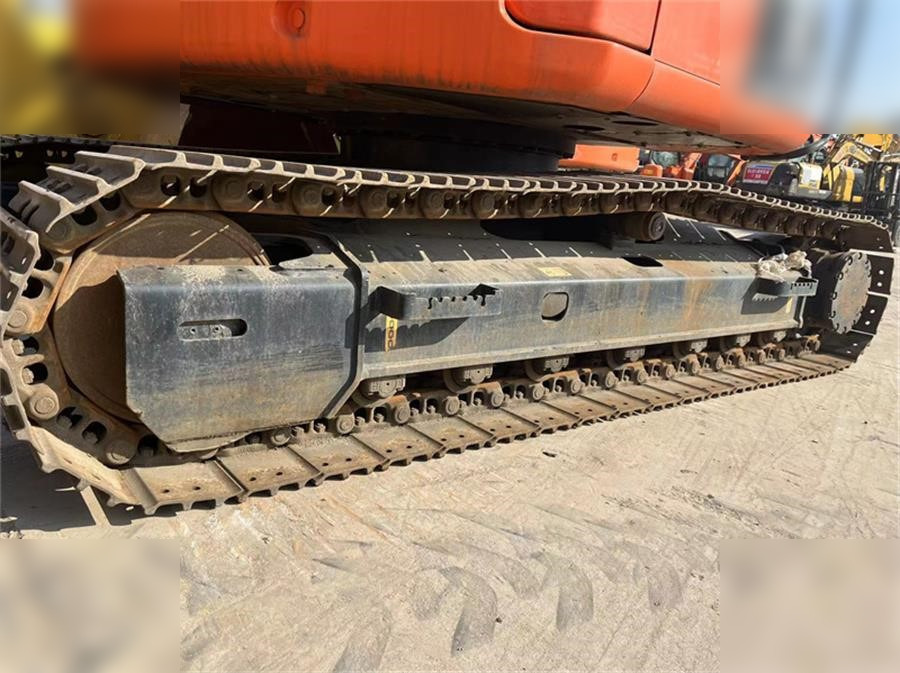 HITACHI ZX135US - מחפר סורק: תמונה 3 HITACHI ZX135US - מחפר סורק: תמונה 3