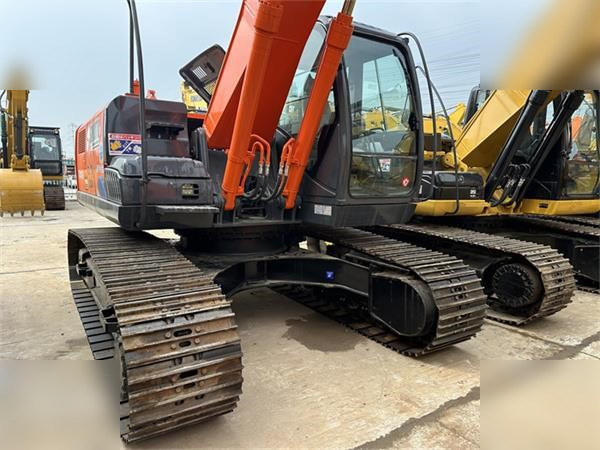 HITACHI ZX200-3G - מחפר סורק: תמונה 2 HITACHI ZX200-3G - מחפר סורק: תמונה 2
