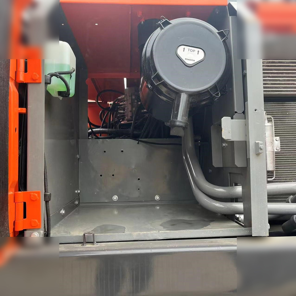 מחפר סורק HITACHI ZX200-3G: תמונה 9