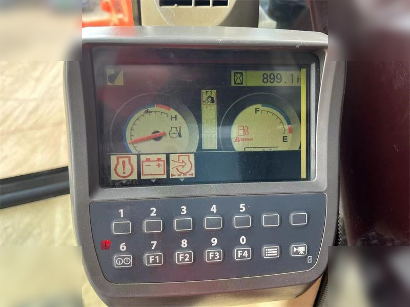 מחפר סורק HITACHI ZX240-3: תמונה 6