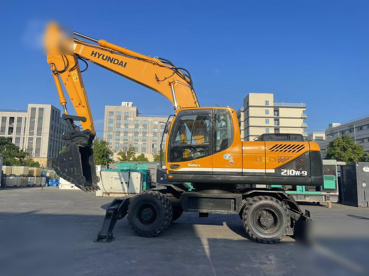 HYUNDAI ROBEX 210W-9 - מחפר גלגלים: תמונה 1 HYUNDAI ROBEX 210W-9 - מחפר גלגלים: תמונה 1