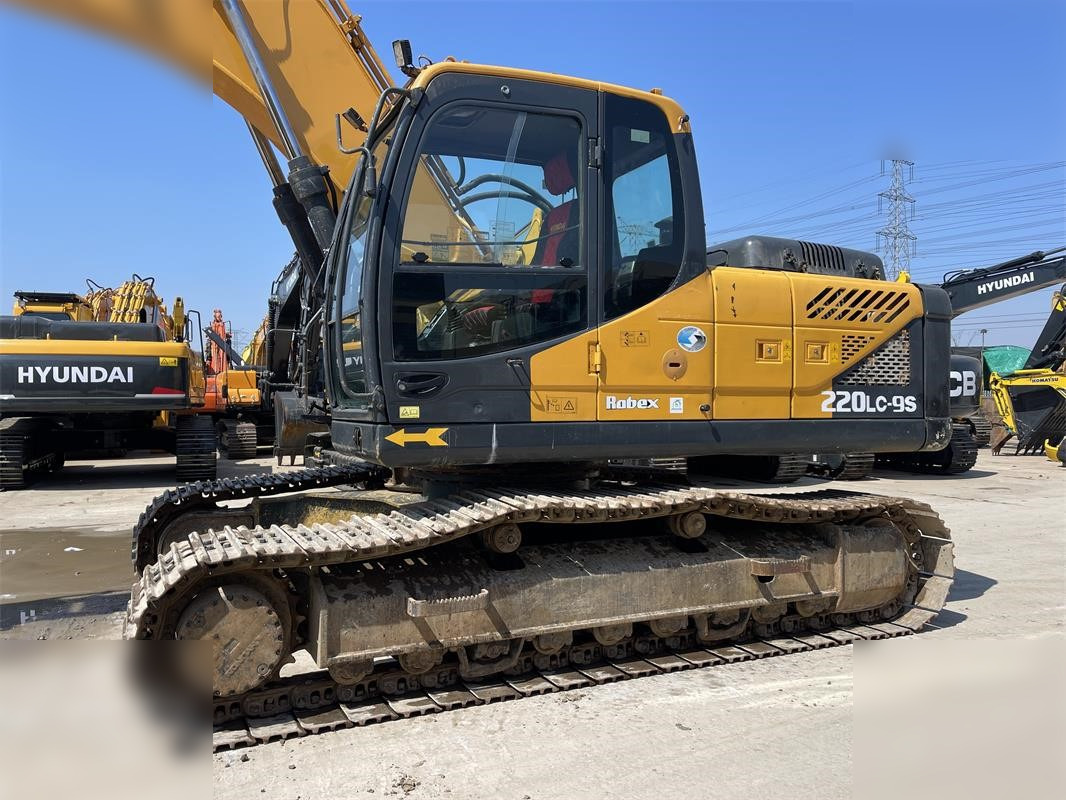 HYUNDAI ROBEX 220 LC-9S - מחפר סורק: תמונה 5 HYUNDAI ROBEX 220 LC-9S - מחפר סורק: תמונה 5