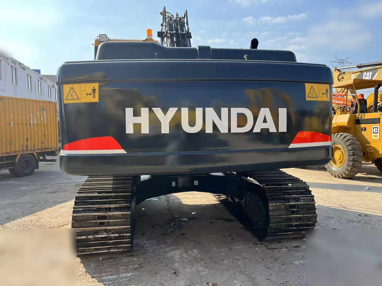 HYUNDAI ROBEX 220 LC-9S - מחפר סורק: תמונה 3 HYUNDAI ROBEX 220 LC-9S - מחפר סורק: תמונה 3